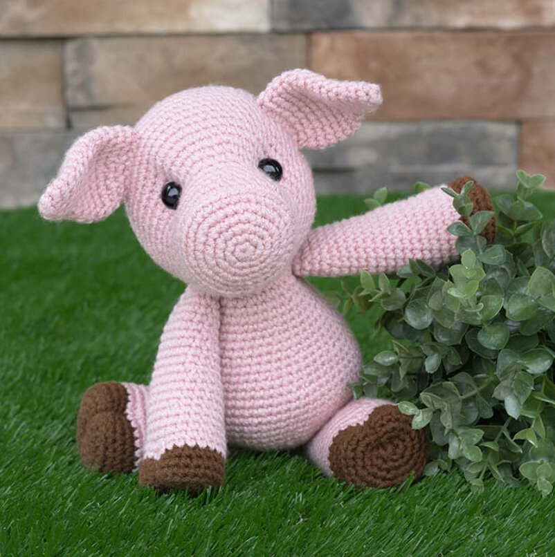 Toy Piglet Amigurumi Free Pattern 3