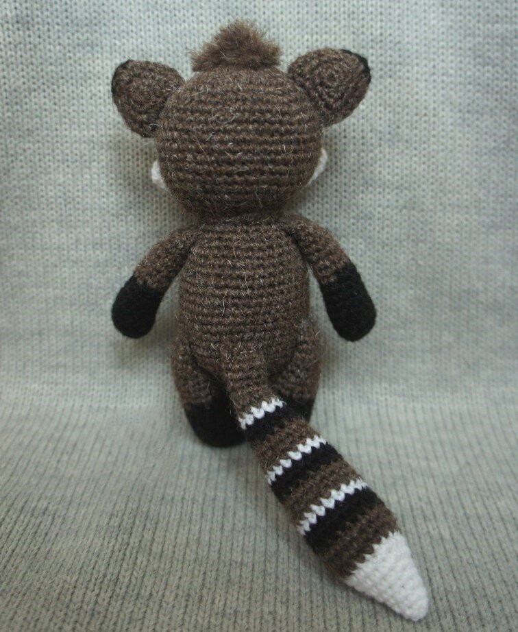 Toy Raccoon Amigurumi Free Pattern 3