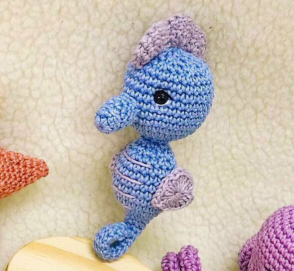 Toy Seahorse Amigurumi Free Pattern