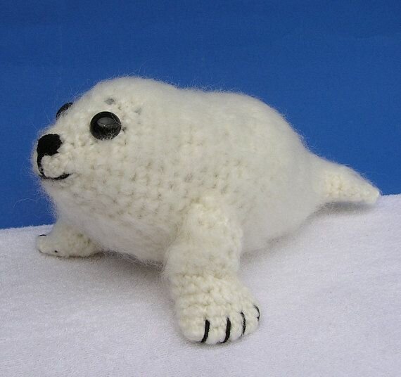 Toy Seal Amigurumi Free Pattern 1