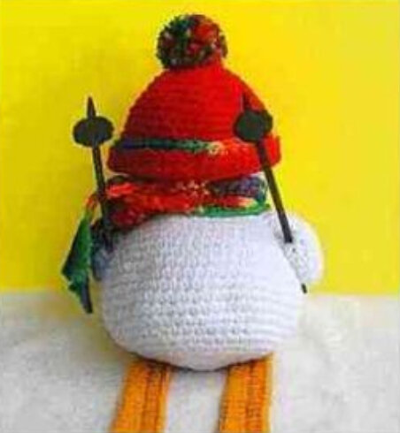 Toy Snowman Amigurumi Free Pattern 4