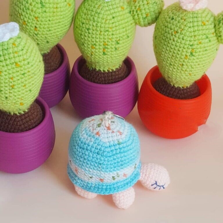 Turtle Keycahin Amigurumi Free Pattern 2