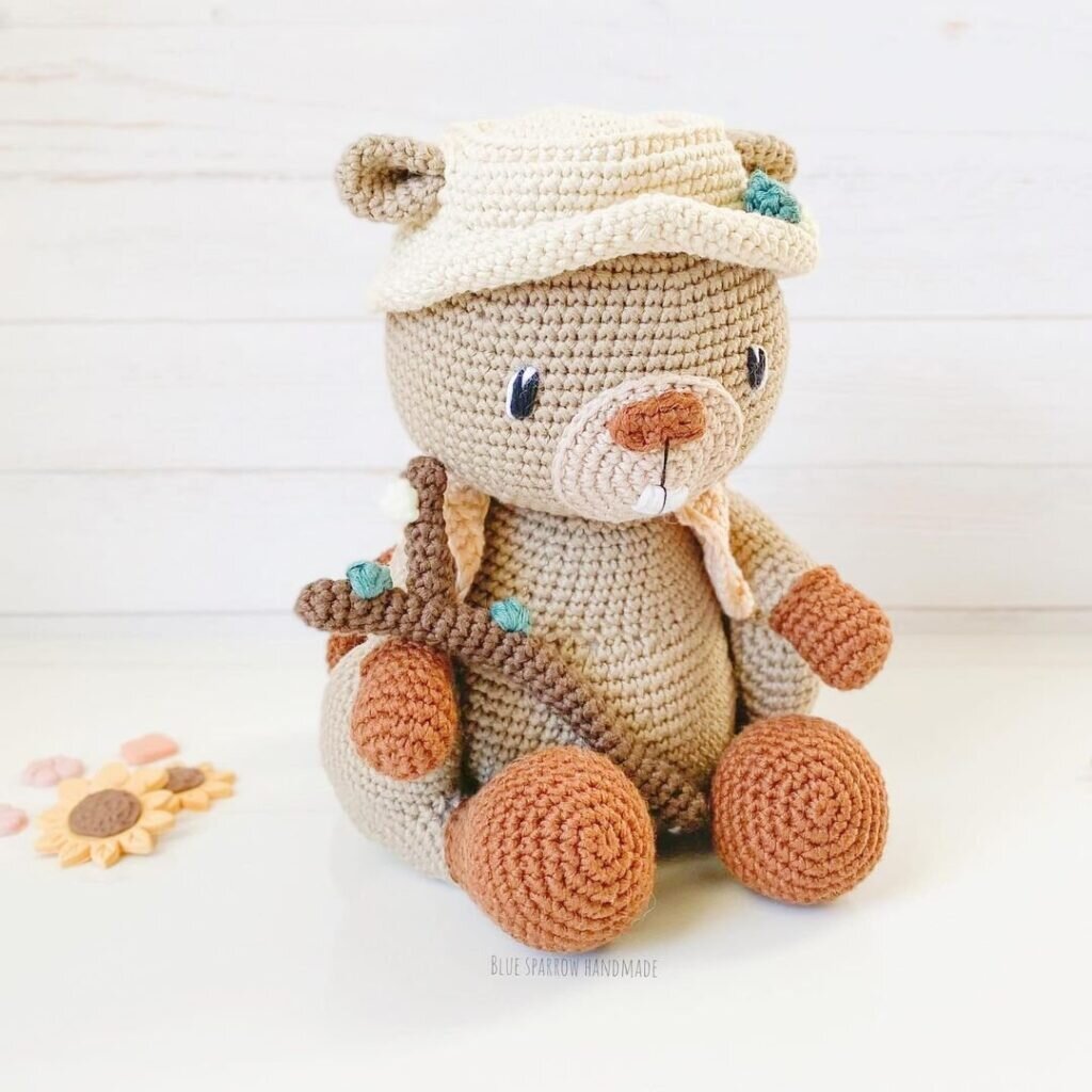 Woody The Beaver Amigurumi Free Pattern 3