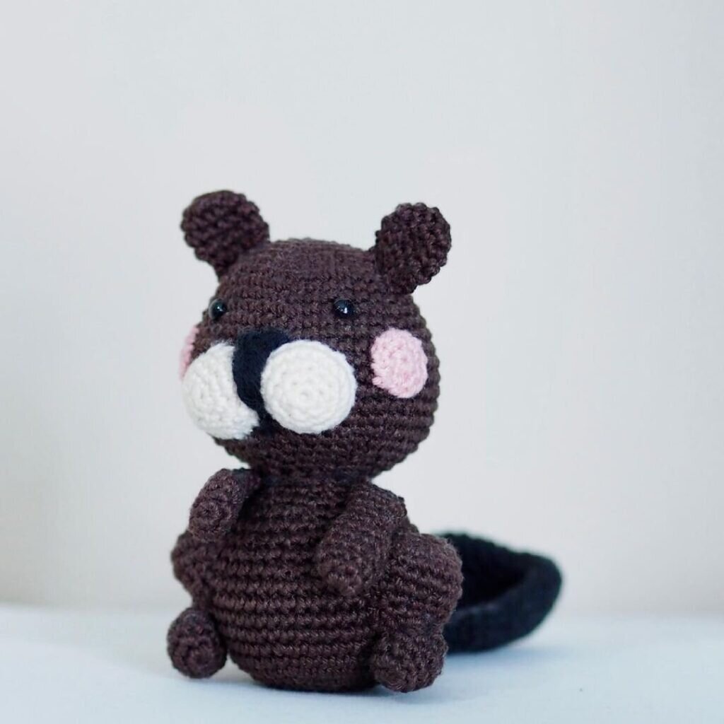 Woody The Beaver Amigurumi Free Pattern 4